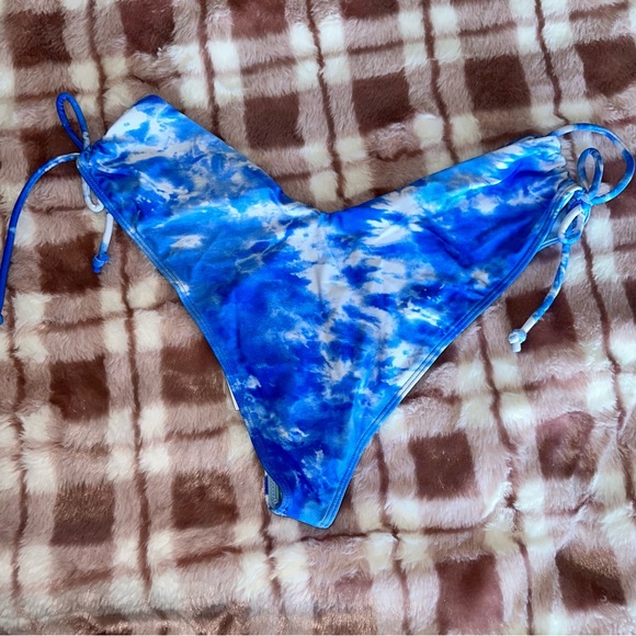 NWT Swimsuits for All Cloud Tie Dye Cheeky Bikini Bottom | Large - Picture 4 of 6